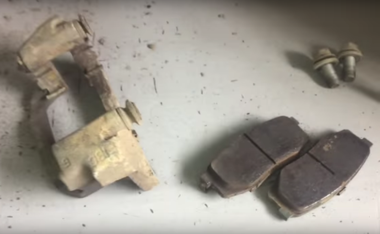 тормозные колодки и суппорт