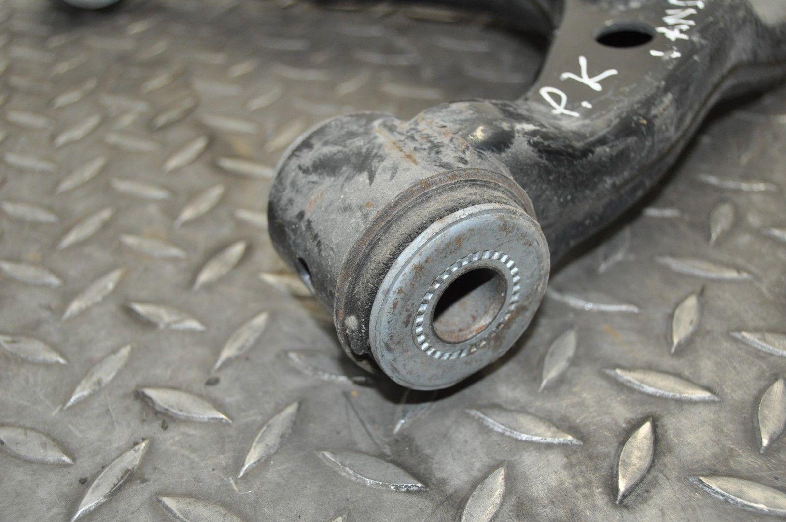 сайлентблок на рычаге