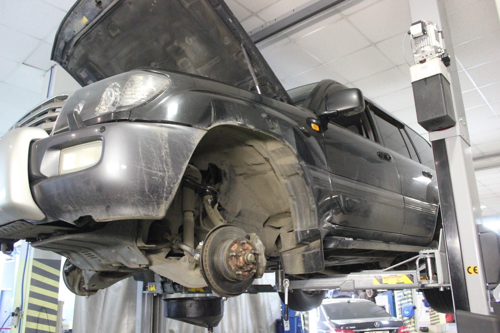 Тойота на подъемнкие