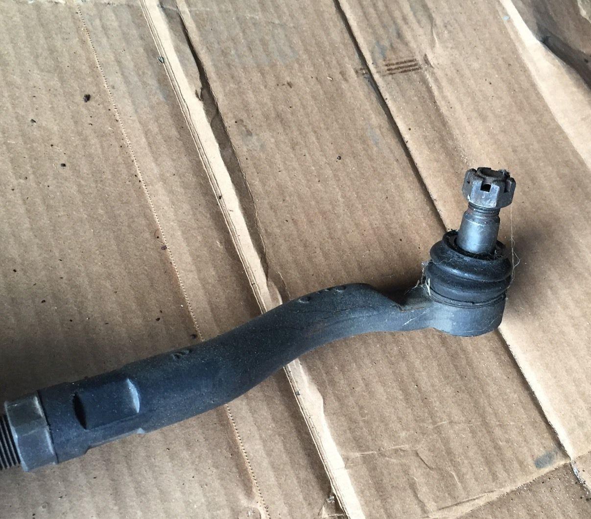 рулевая тяга с наконечником