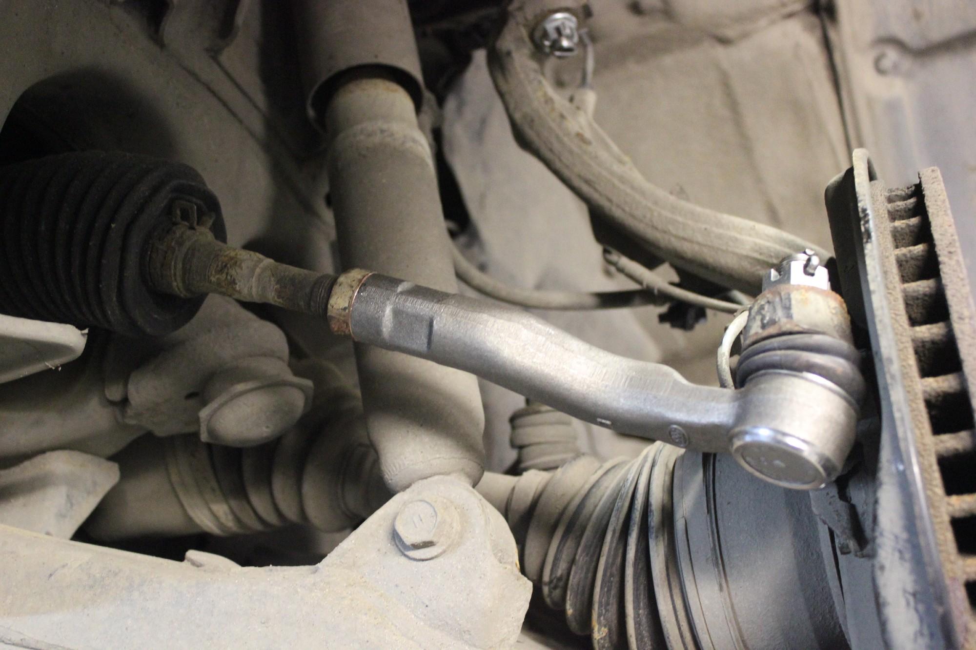 рулевая тяга снизу