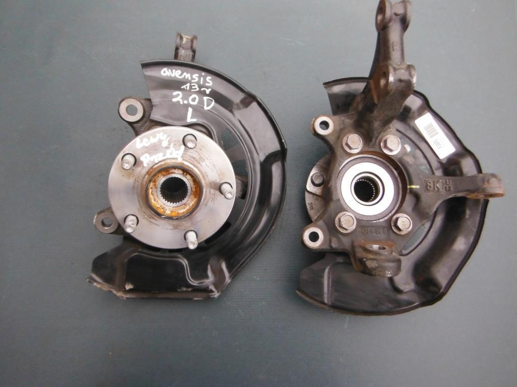 ступица с кулаком