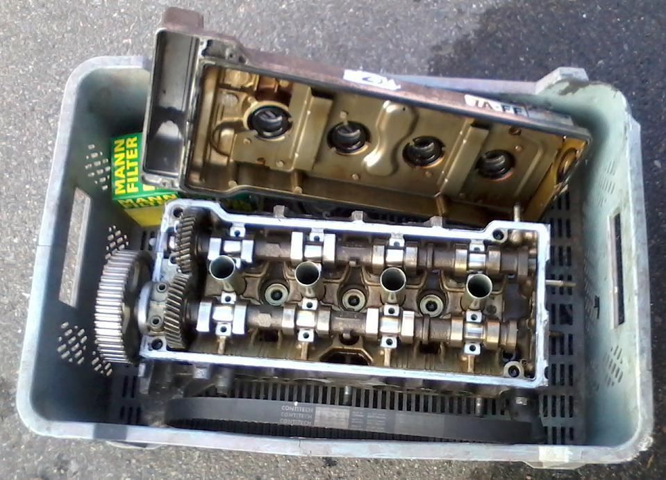 ГБЦ двигателя Тойота