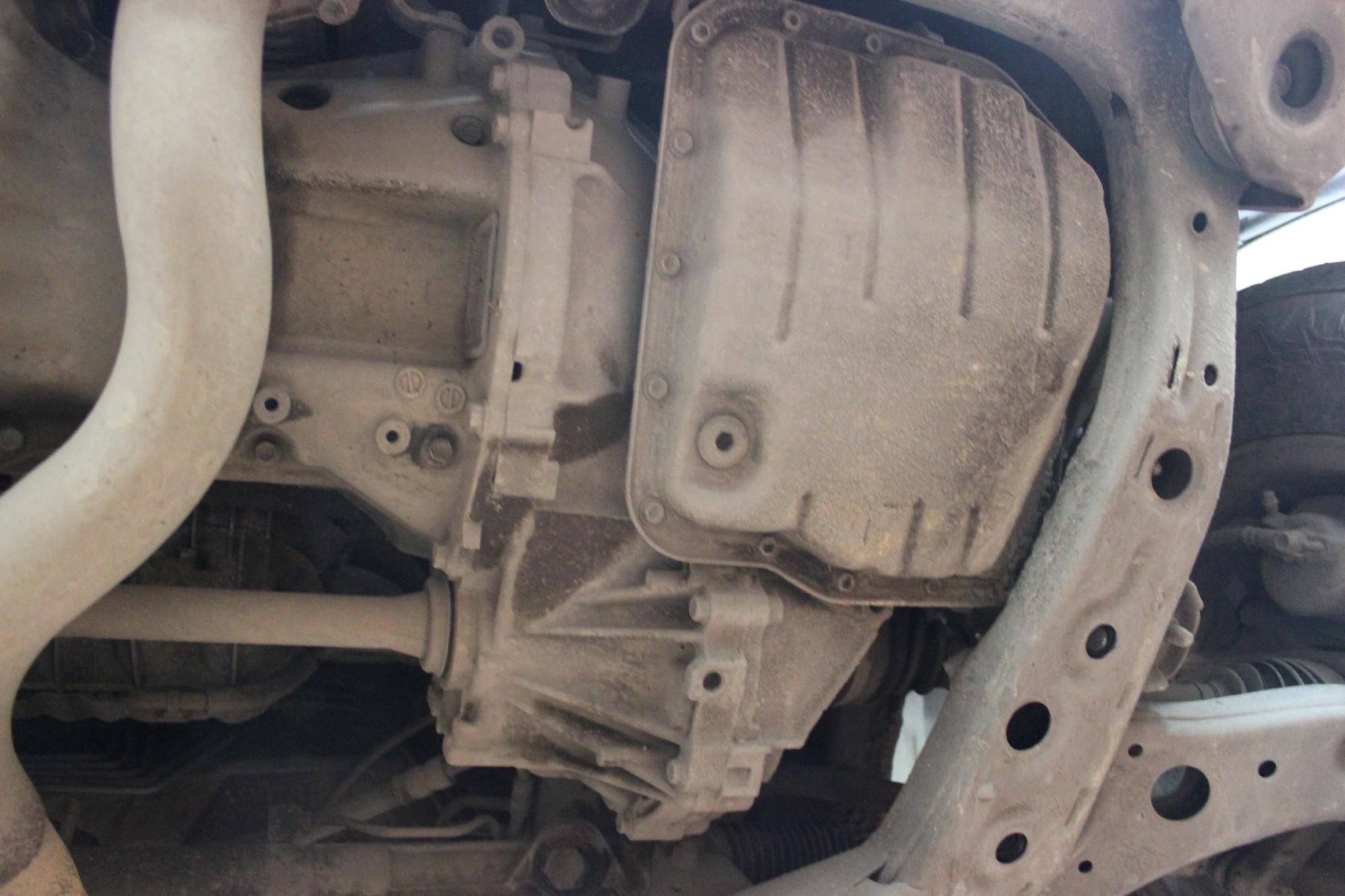 АКПП снизу автомобиля