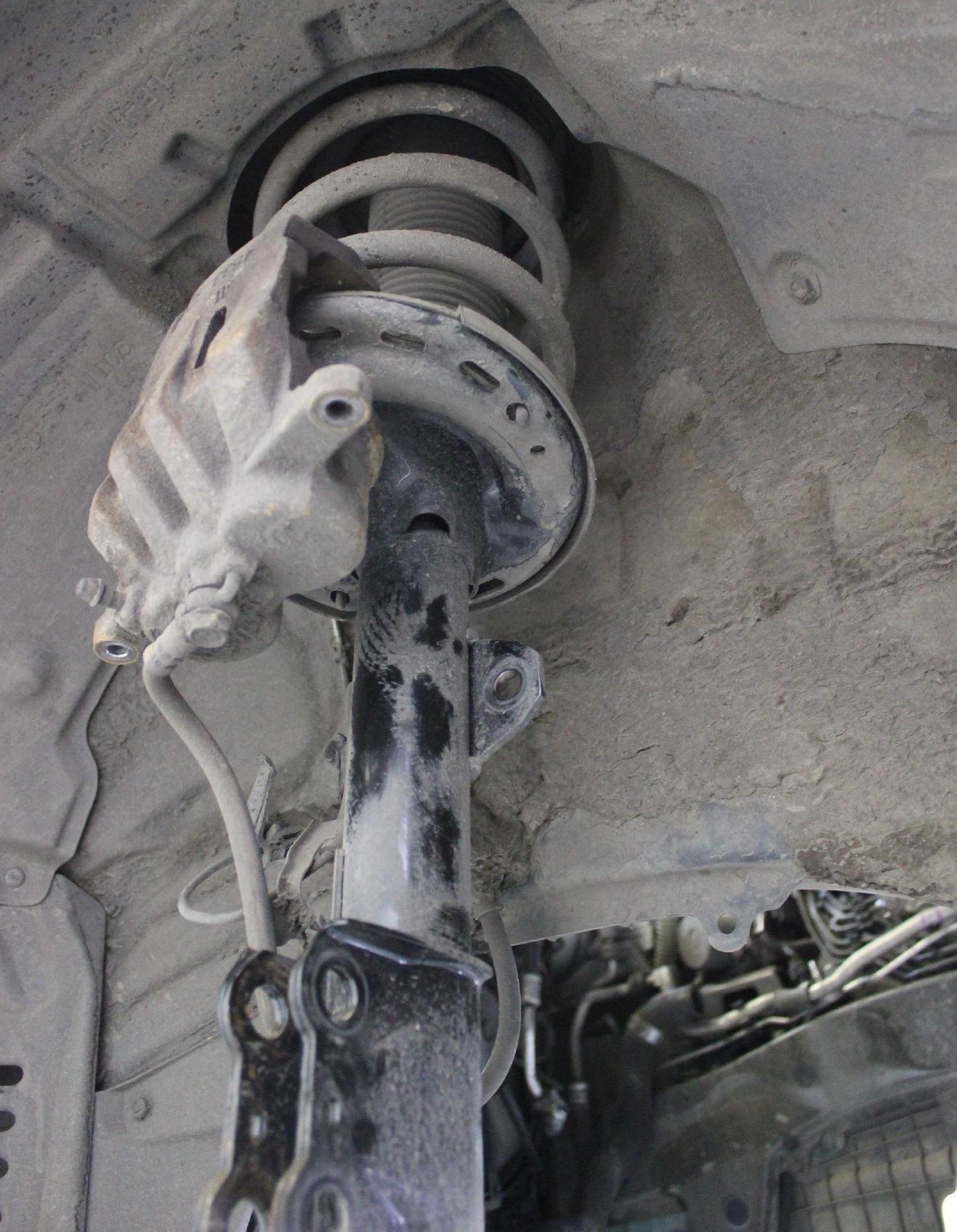 амортизатор на Хайлендере