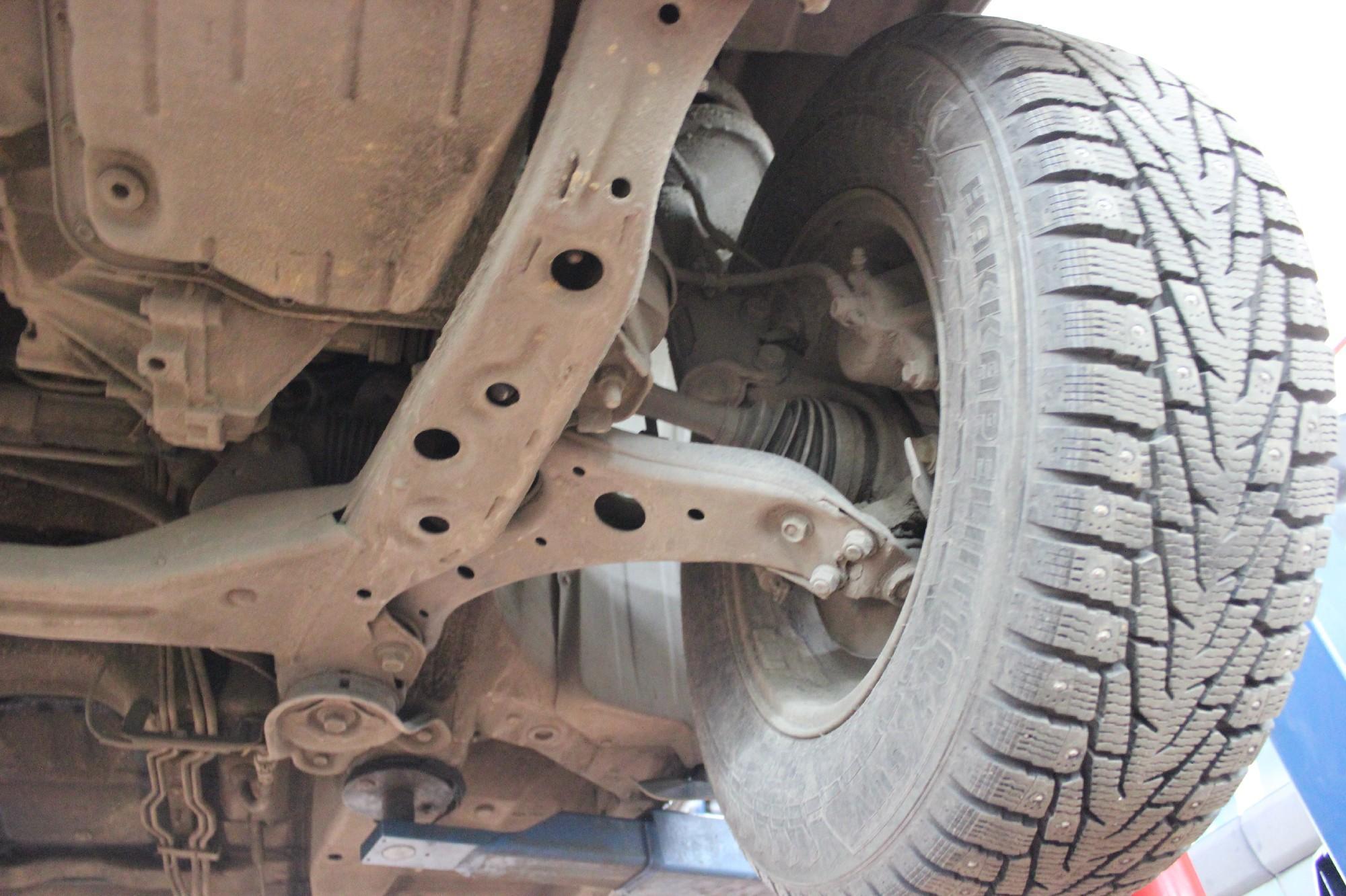 подвеска Хайлендера снизу