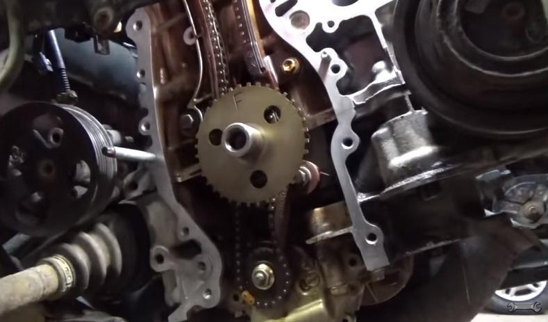цепной привод ГРМ на Тойоте