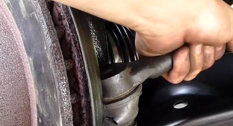 проверка рычагов ходовой