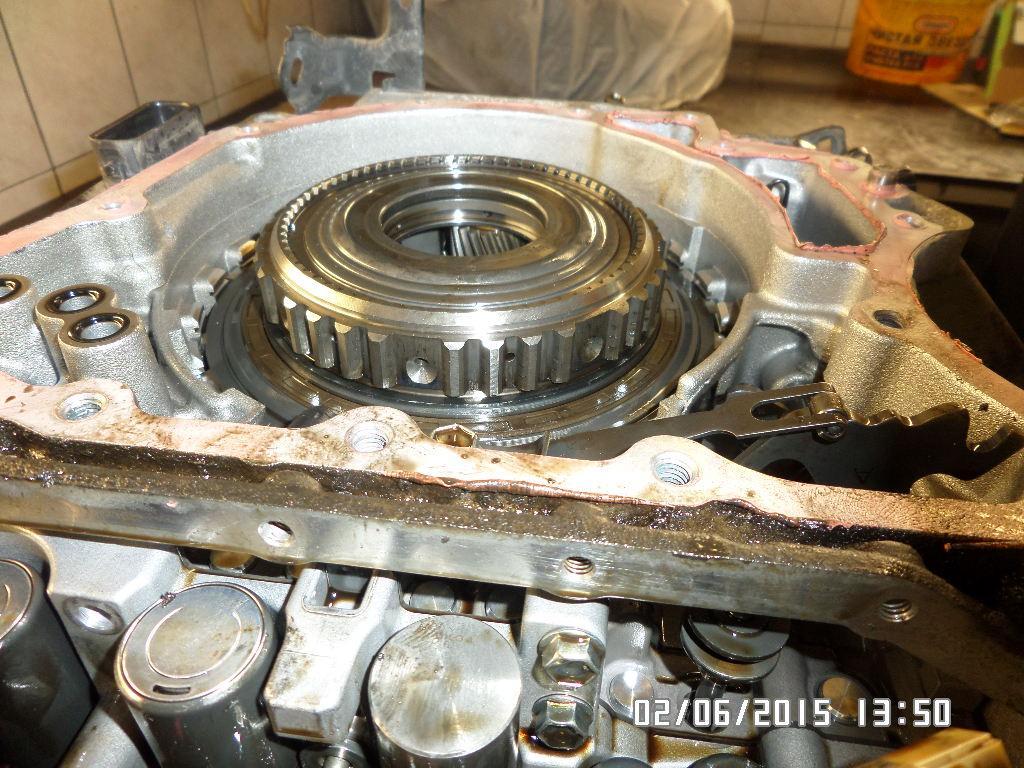 разобранная автоматическая КПП