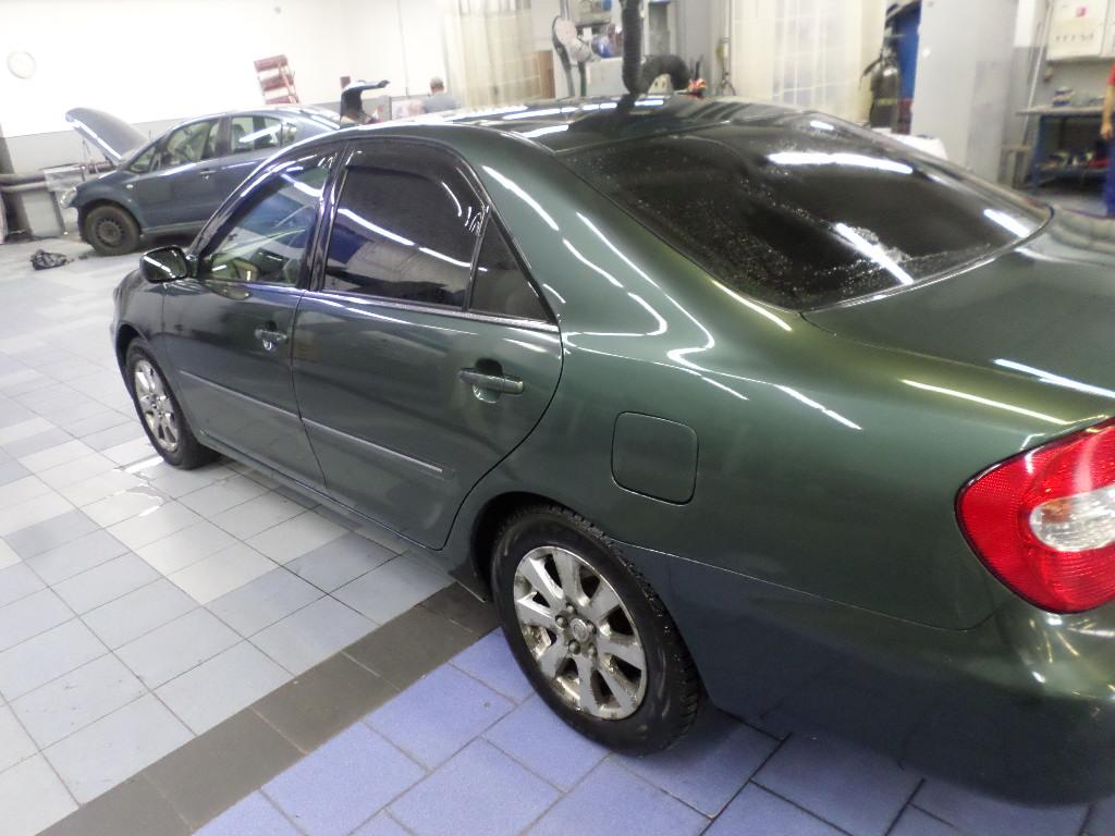 Камри в автотехцентре