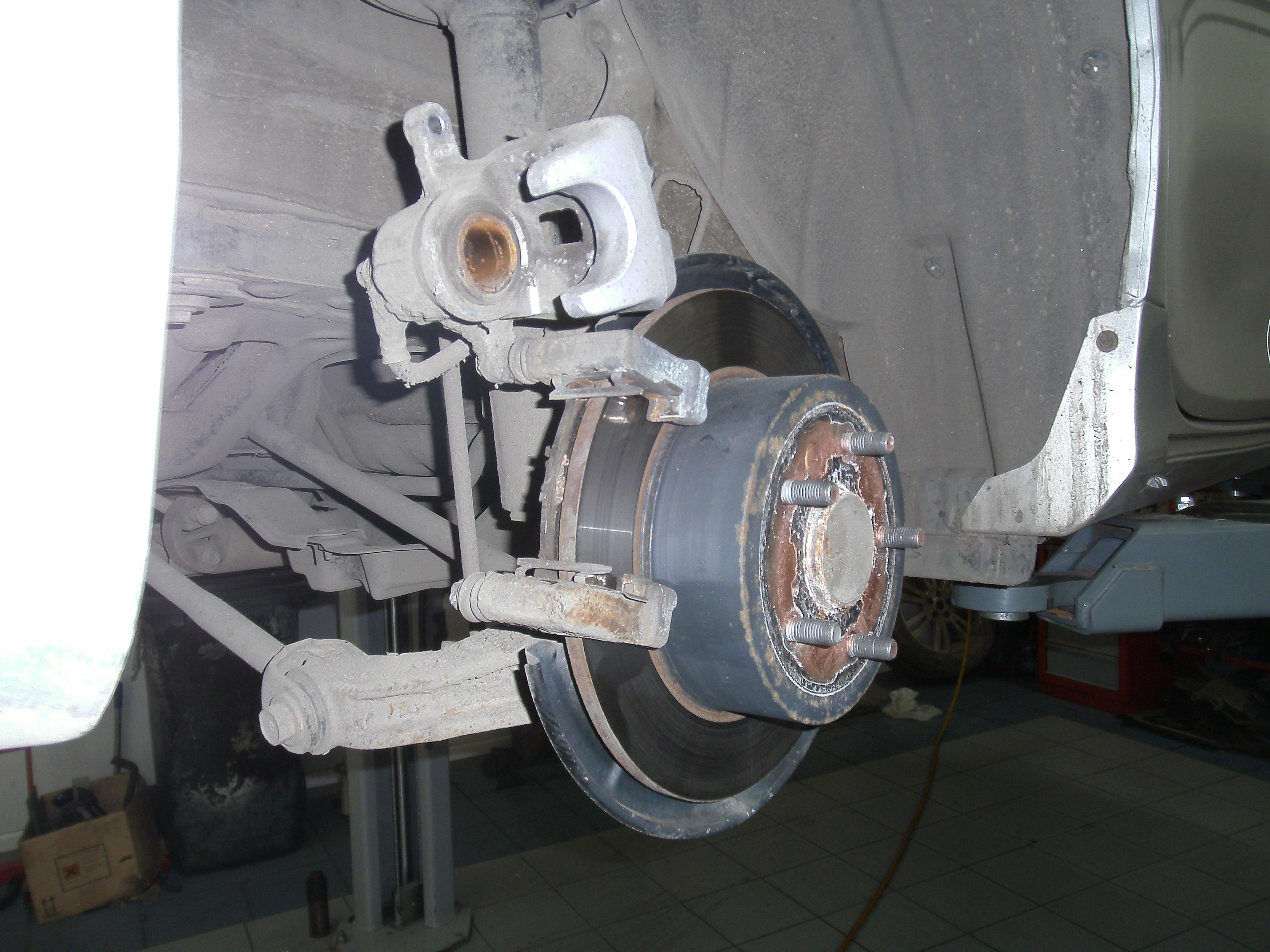 тормоза на Камри