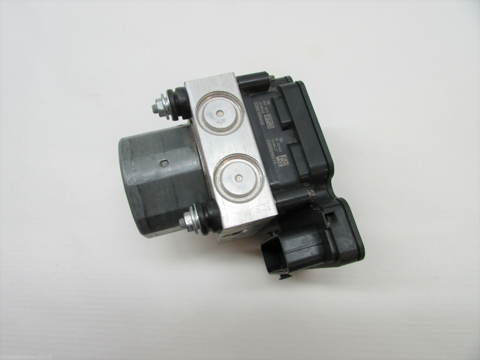 блок абс сверху