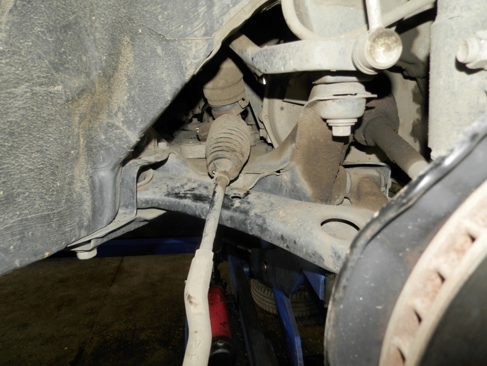 замена втулки рулевой рейки Тойота Королла