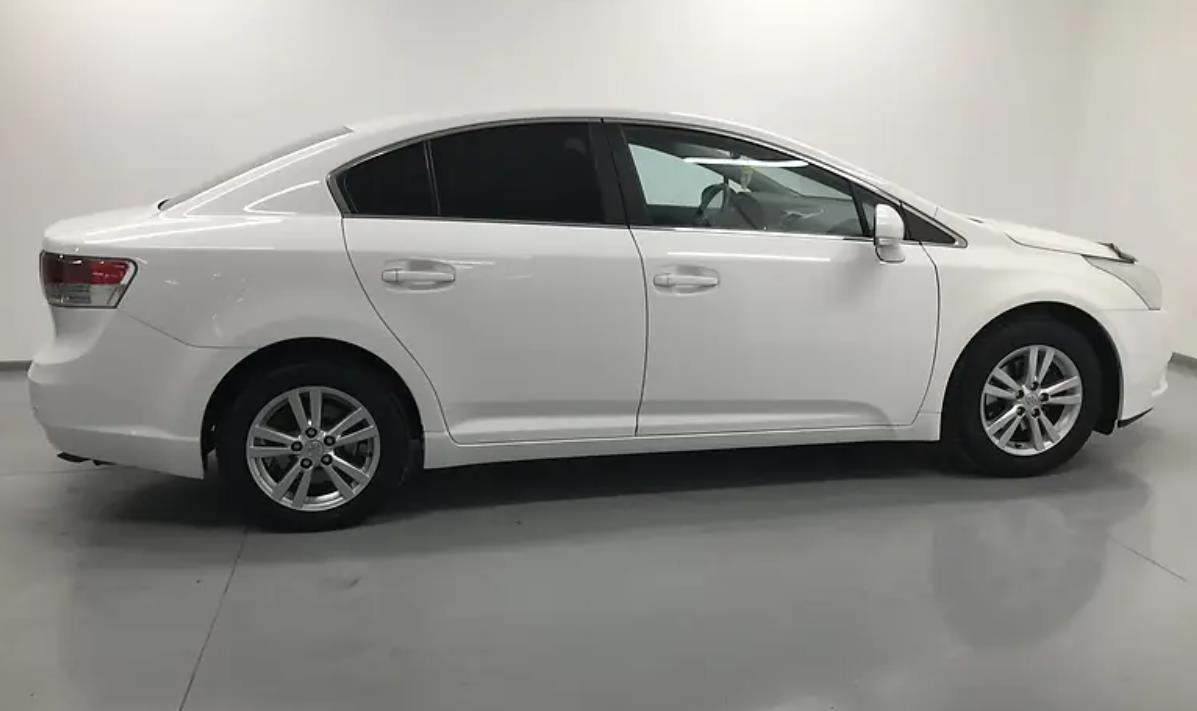 авенсис в сервисе