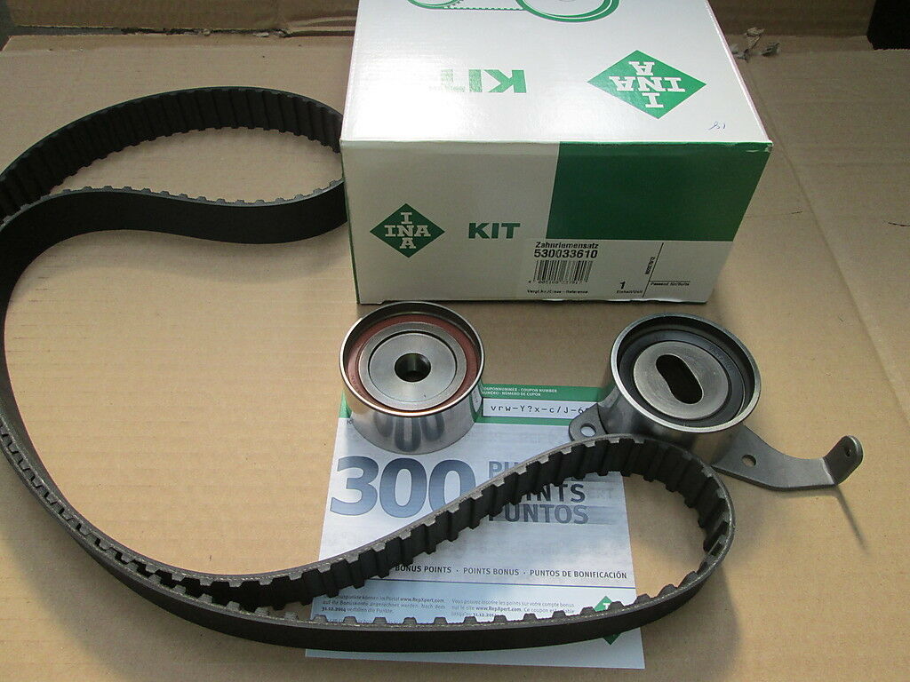 комплект ремня грм на Камри