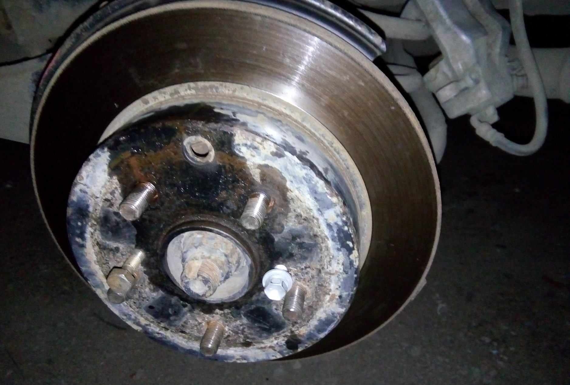 замена тормозных дисков