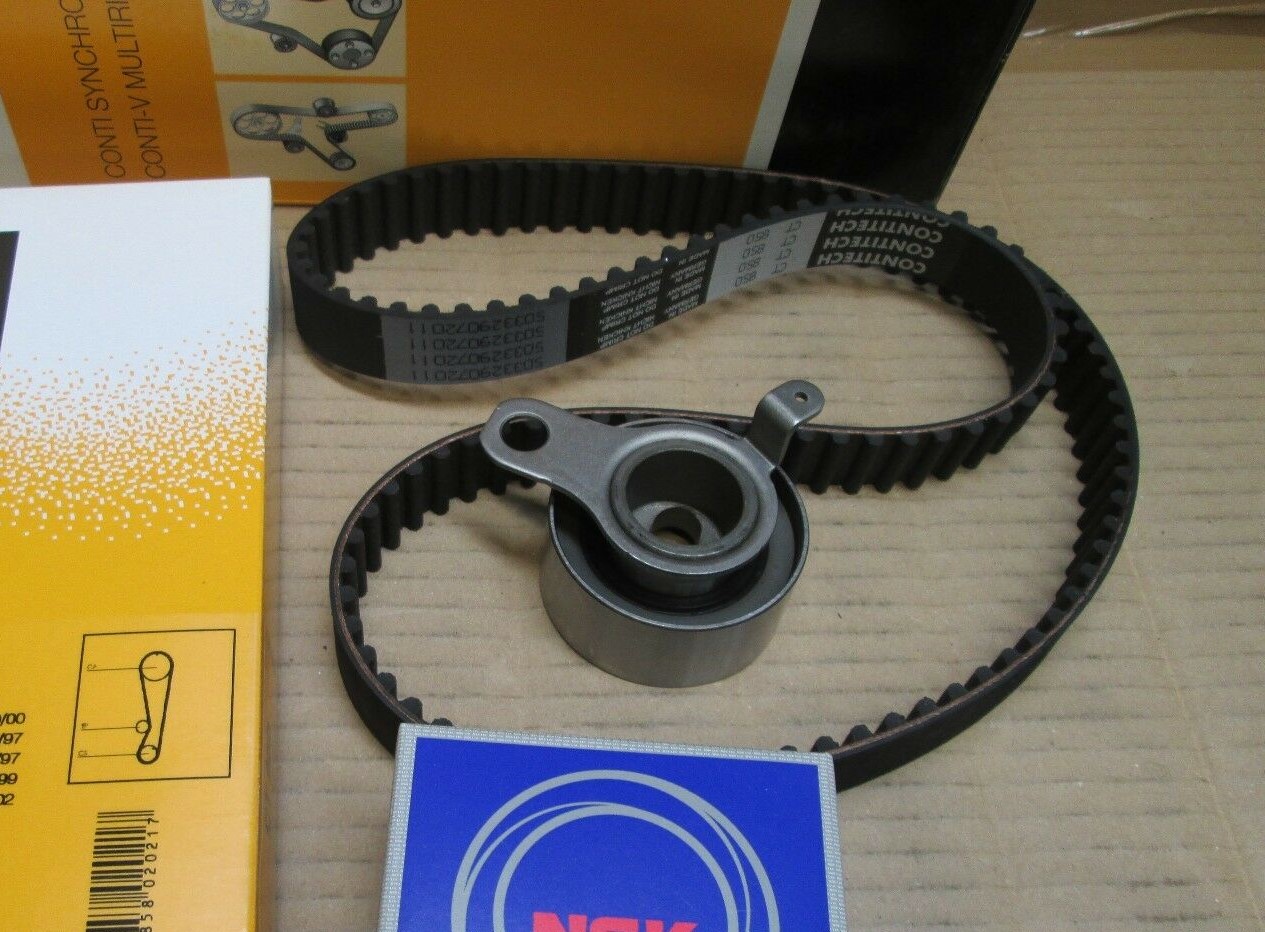 ремень грм и ролик на тойоту короллу