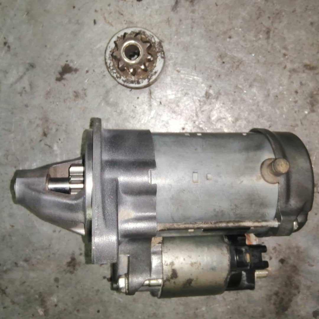 стартер на авенсис