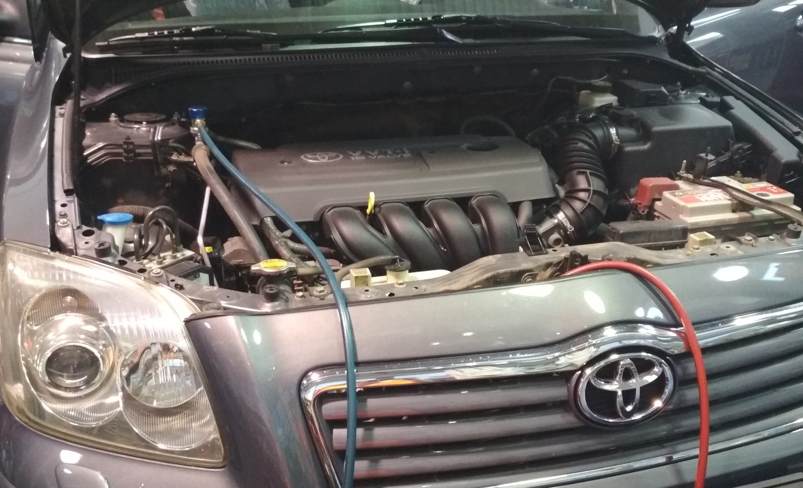 Заправка кондиционера Тойота