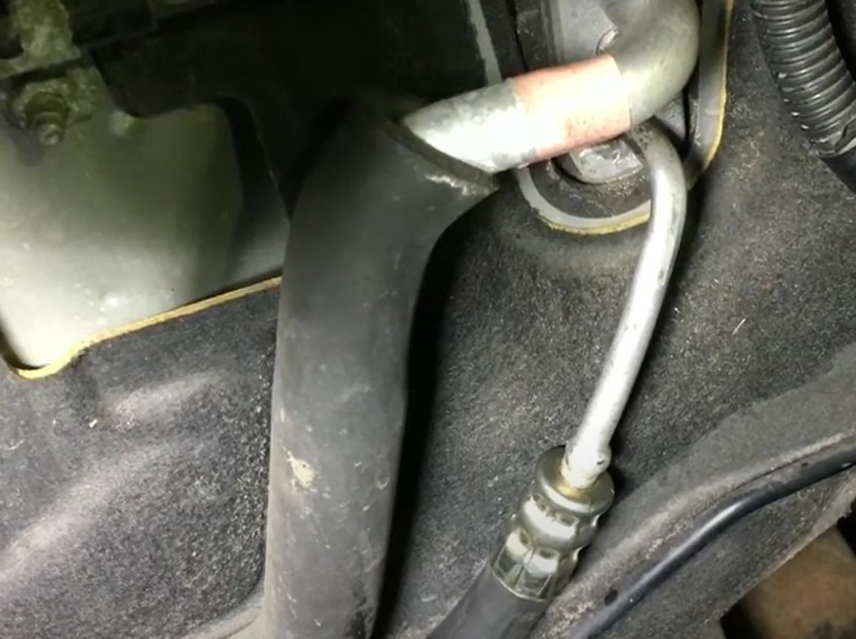 Ремонт трубок кондиционера Тойота Хайлендер