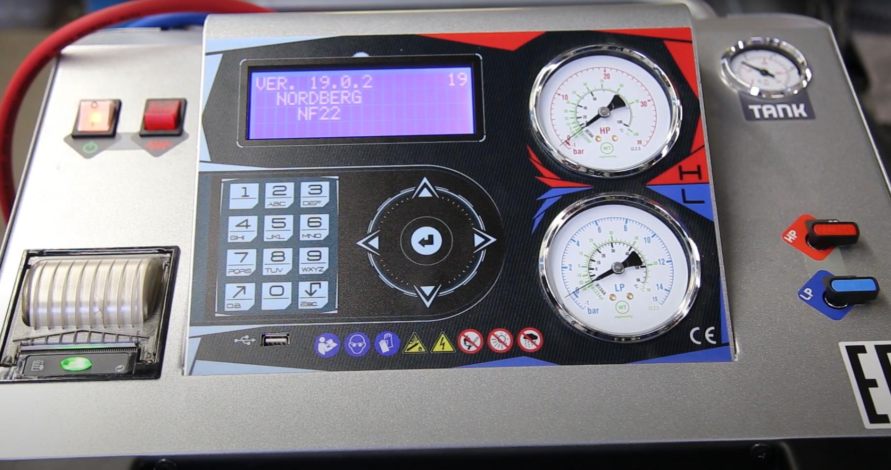 заправка кондиционера заправочной машиной