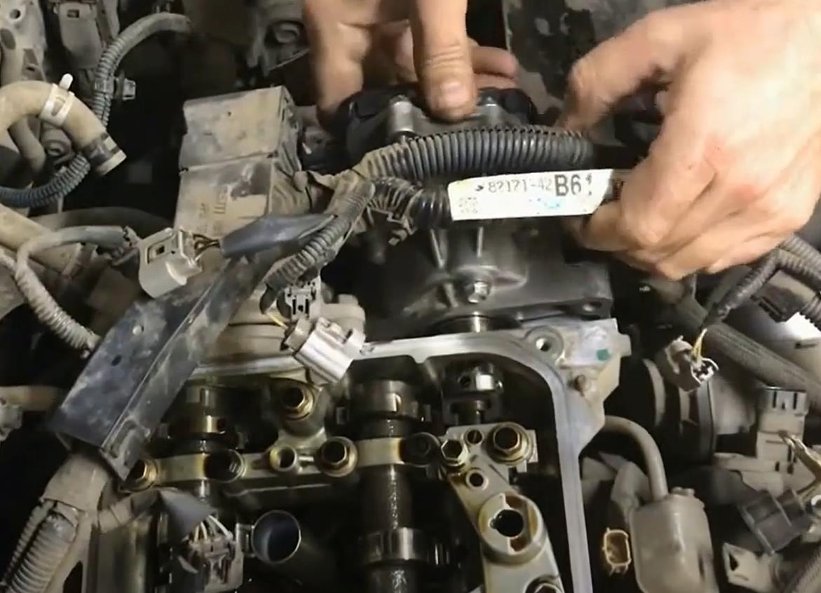 Установка блока Valvematic Тойота Рав 4