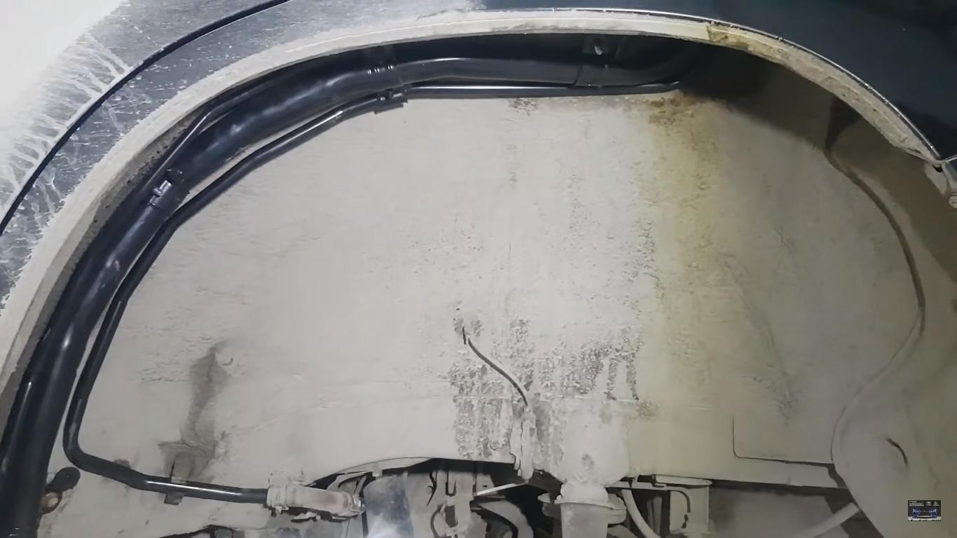 Замена горловины бензобака на Рав 4