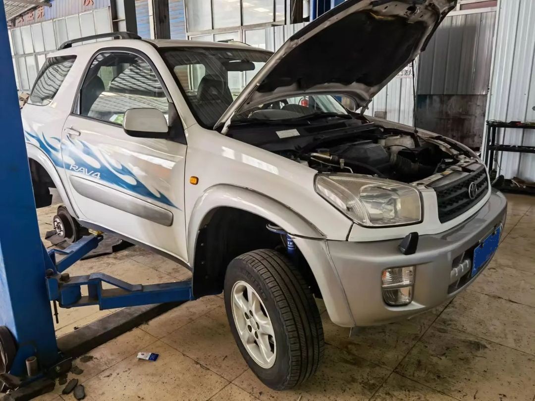Рав 4 в автосервисе