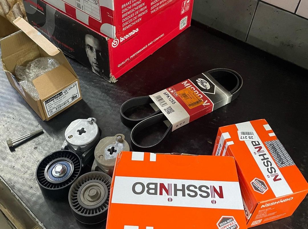 комплект приводного ремня и роликов