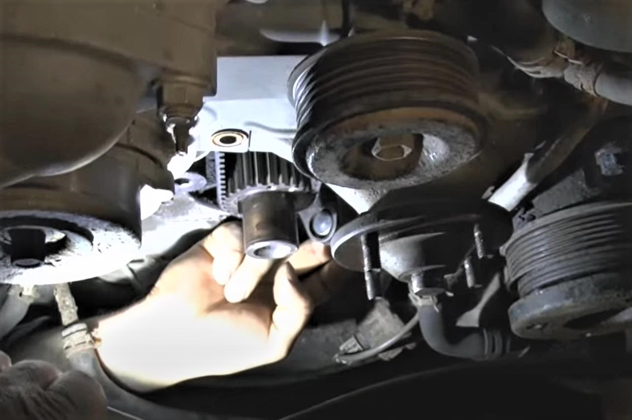 Замена датчика коленвала Камри