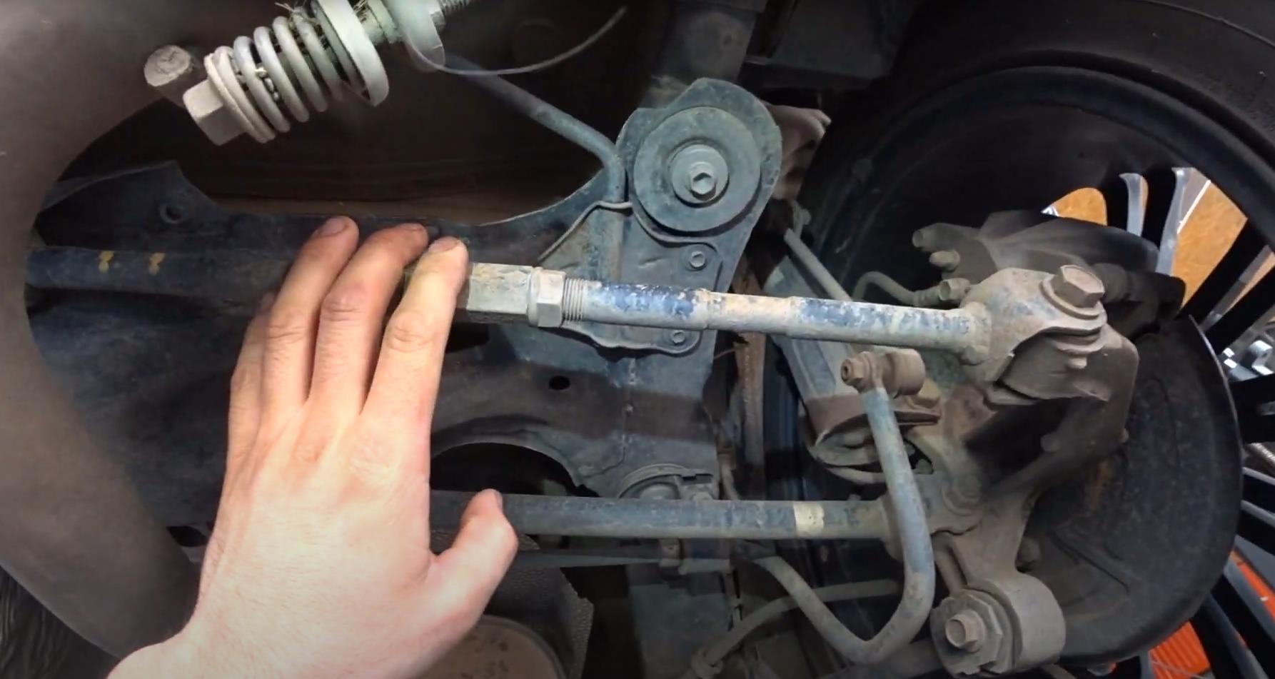 развальные регулировочные болты