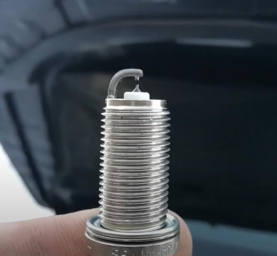 новая свеча