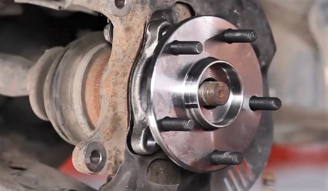 Замена переднего ступичного подшипника Тойота Венза