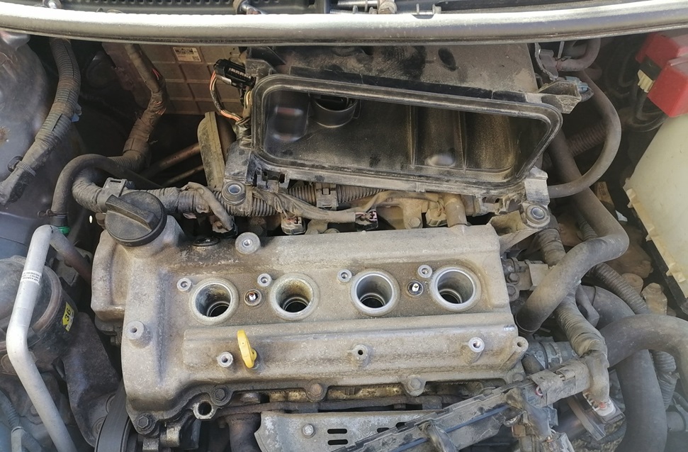 Замена прокладки клапанной крышки Тойота Ярис