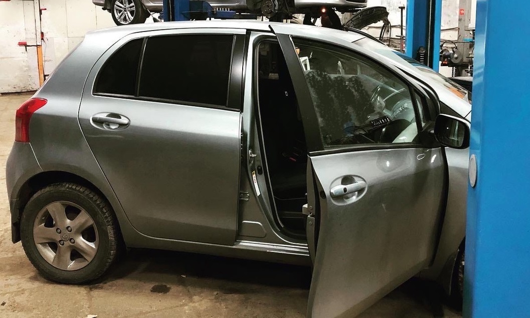 Замена тормозной жидкости Тойота Ярис