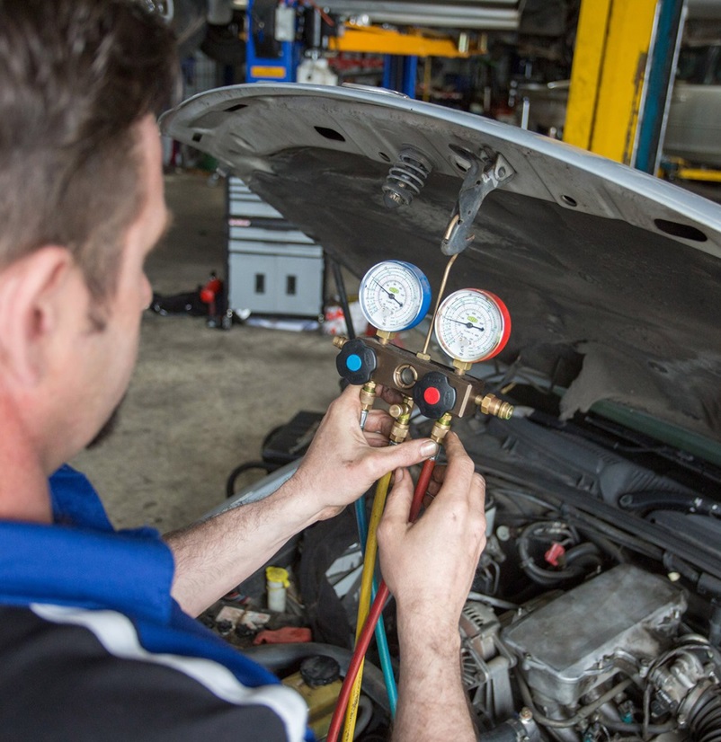 Заправка кондиционера Тойота Ярис