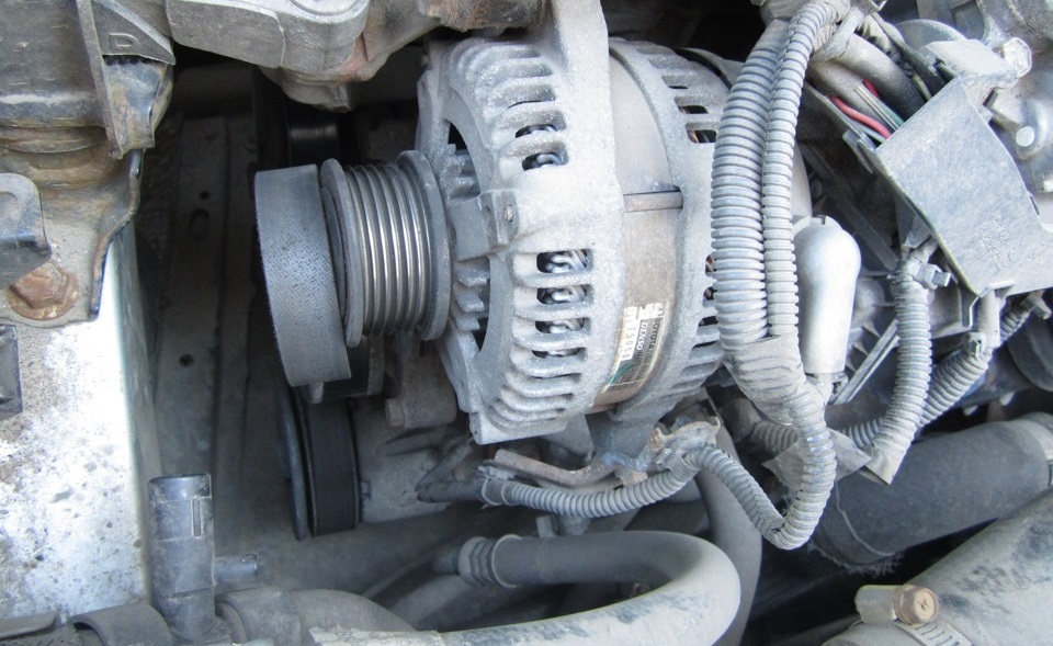 Замена генератора Тойота Королла