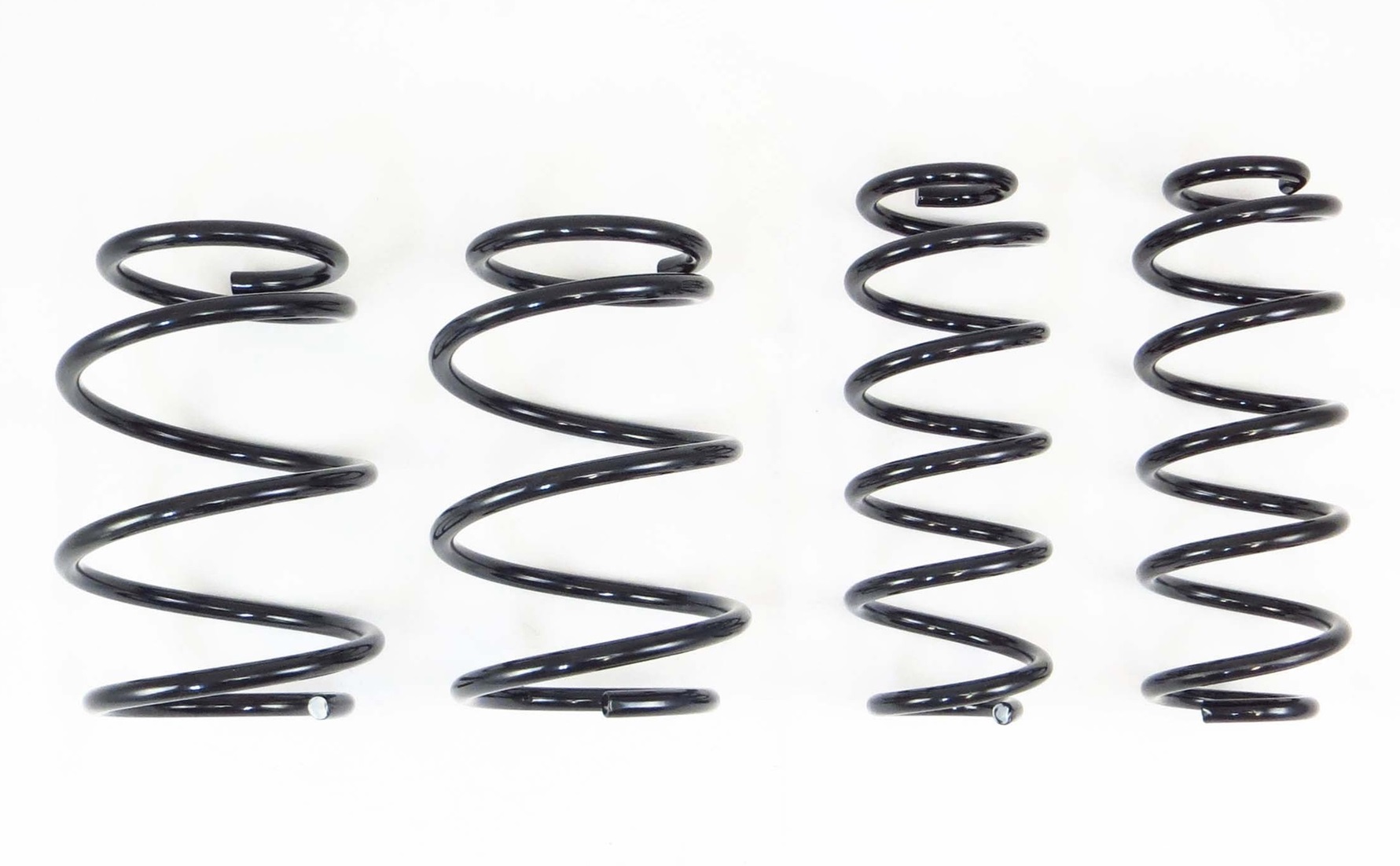 Полный комплект новых пружин подвески