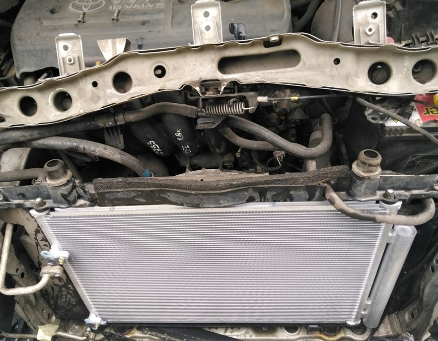 Замена радиатора кондиционера Тойота Королла