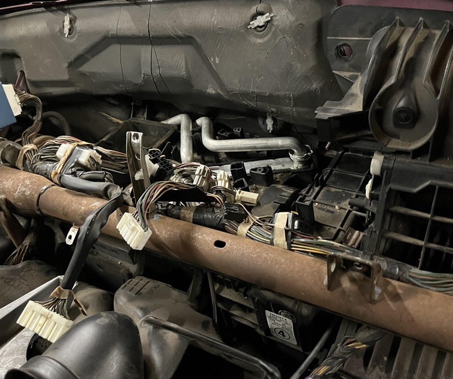 Замена радиатора печки Тойота Ярис