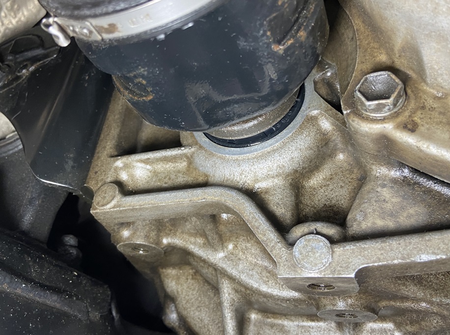 Замена сальника привода Тойота Королла