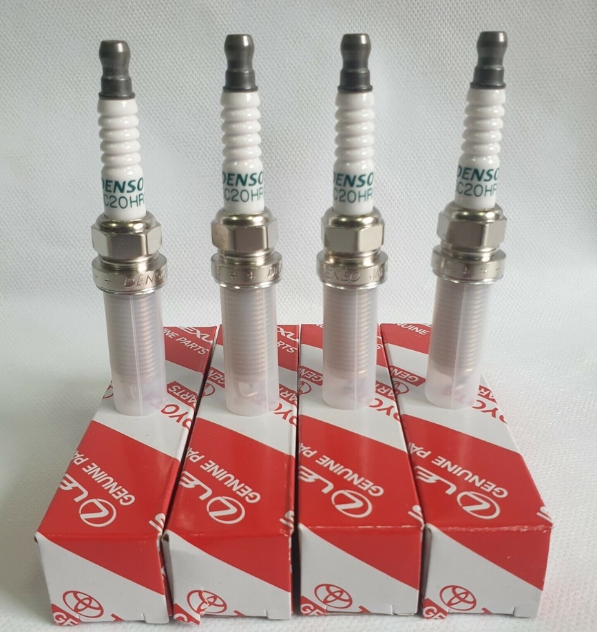 Комплект оригинальных свечей зажигания