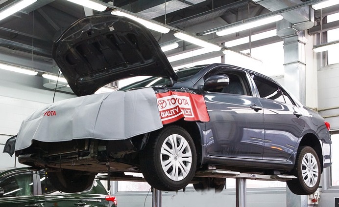 Тойота Королла готовится к замене рулевой рейки