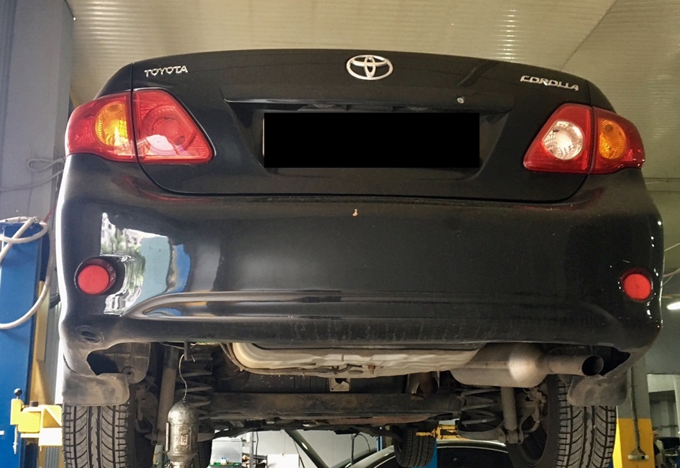 Замена тормозных шлангов Тойота Королла