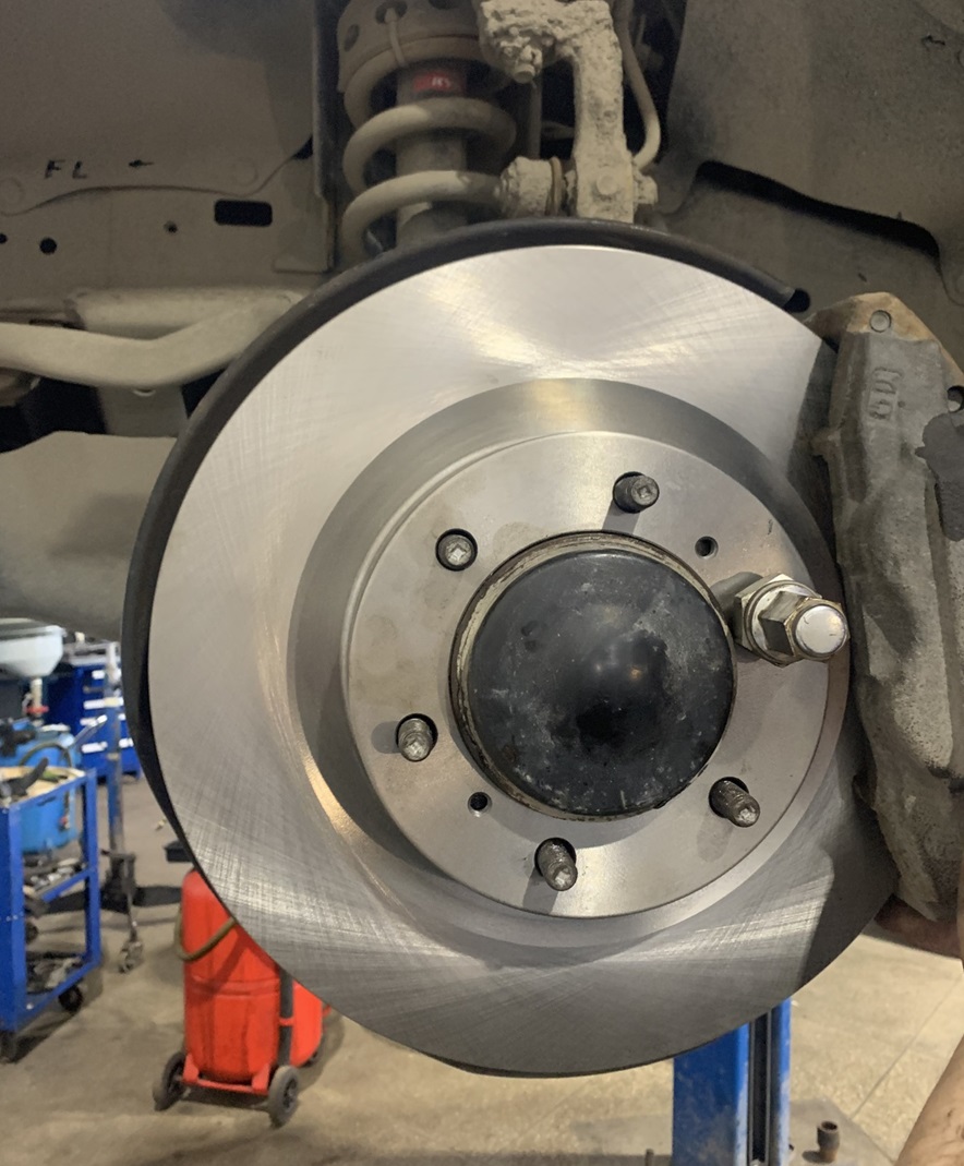 Замена тормозных дисков Тойота Ленд Крузер Прадо