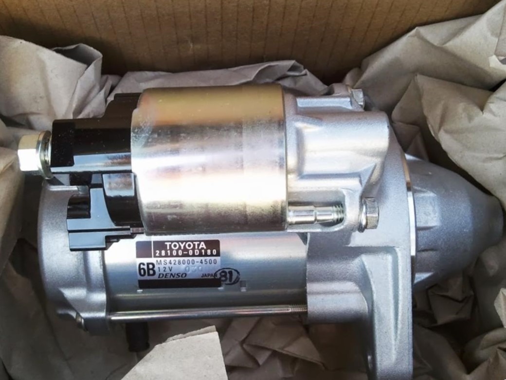 новый стартер тойота