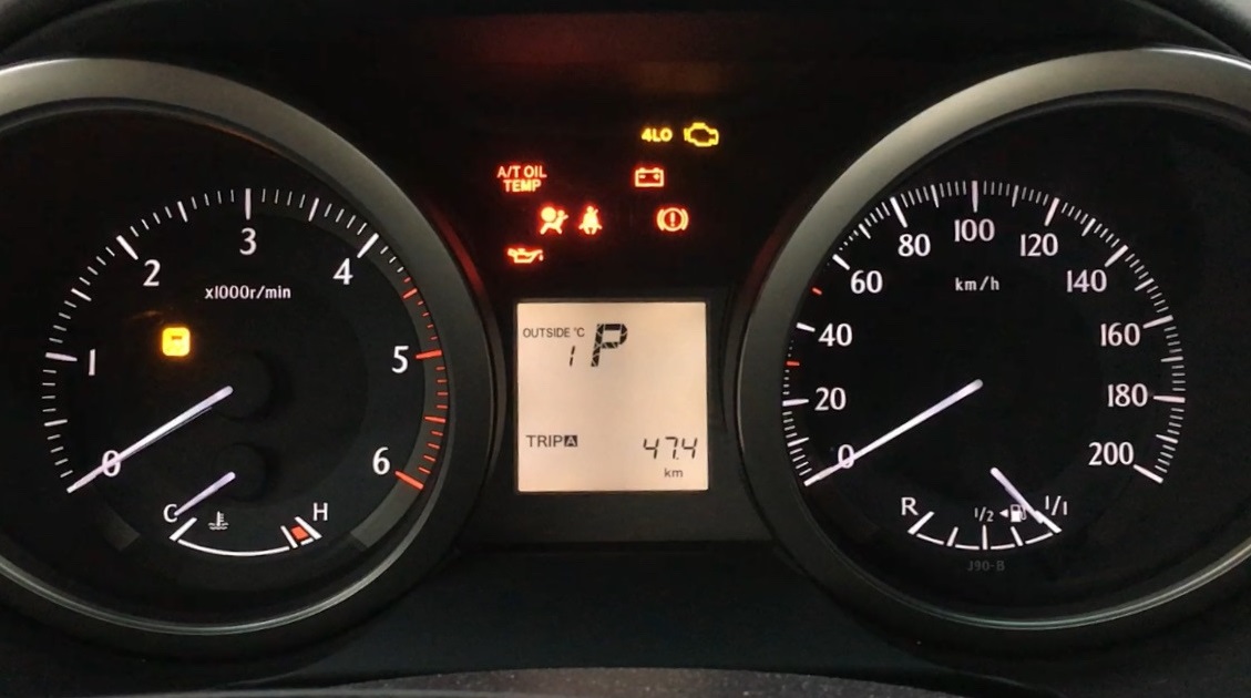 При появлении таких индикаторов рекомендуется выполнить диагностику