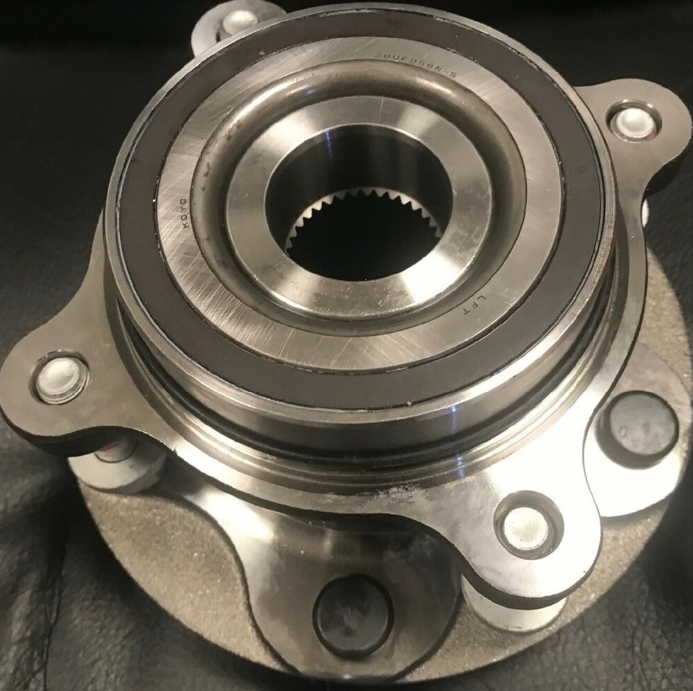 Новая ступица в сборе с подшипником