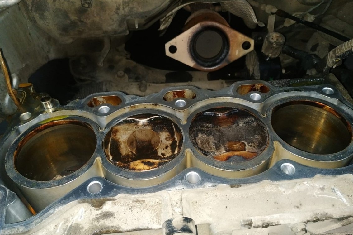 Замена прокладки ГБЦ Тойота Аурис