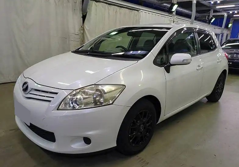 Тойота Аурис после замены суппорта в автотехцентре